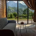 Villa Ujevara E Vogel