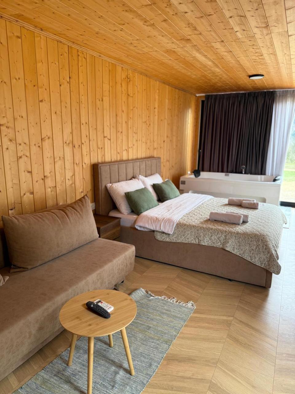 Villa Ujevara E Vogel Theth